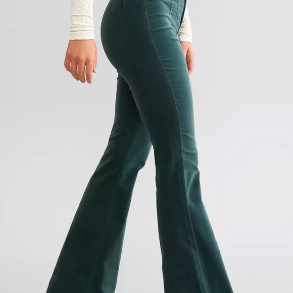 022 We The Free Jayde Cord Flare Jeans Huntress Green NWT Size 26 - Picture 5 of 14